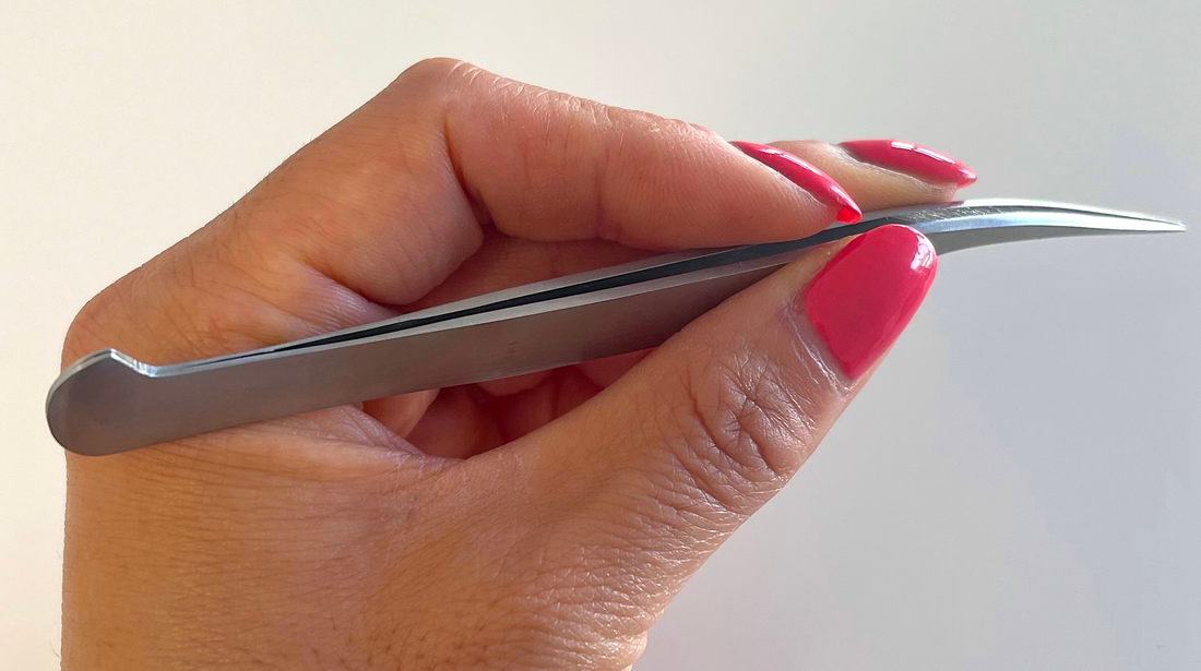 Tweezer Ergonomics for Hand Health